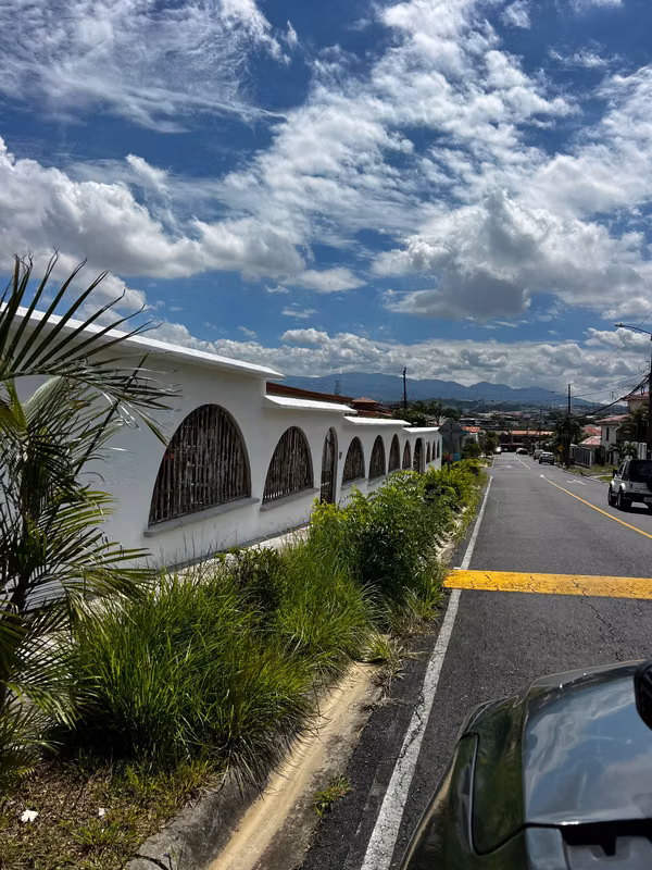 Casa en venta en Guachipelín de Escazú | 645 m² de terreno | Financiamiento disponible
