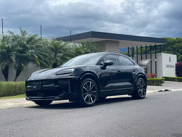 PORSCHE MACAN TURBO ELECTRIC
