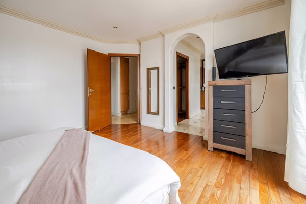 Moderno Apartamento Amoblado  – Escazú, Trejos Montealagre