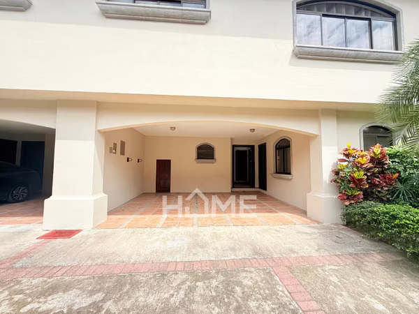 Rental House with Patio in Trejos Montealegre