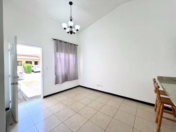 Alquiler de casa en Concasa - Terrazas del Oeste - San Rafael de Alajuela. ¡Amenidades!
