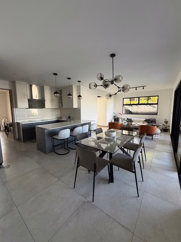 Casa en Venta - Pozos Santa Ana.