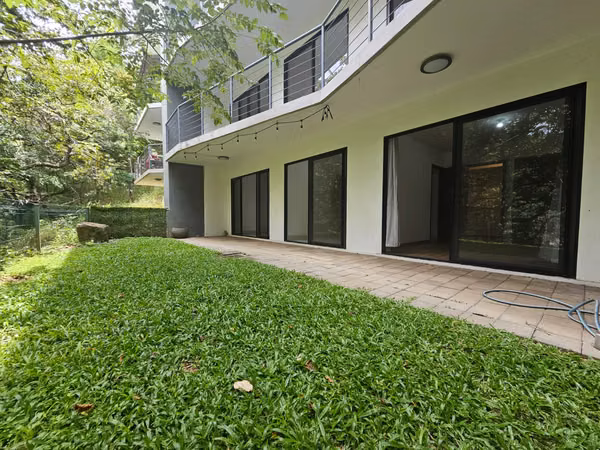 First Floor Apartment with Private Garden - 124; San Nicolás de Bari, Santa Ana