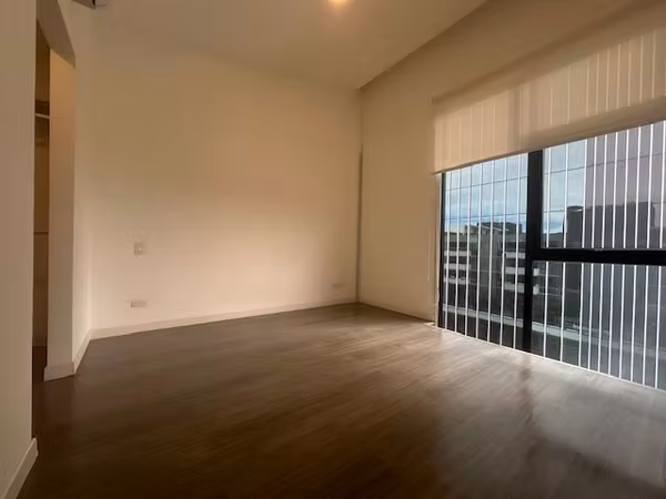 Bello Apartamento en Escazu Village en Alquiler