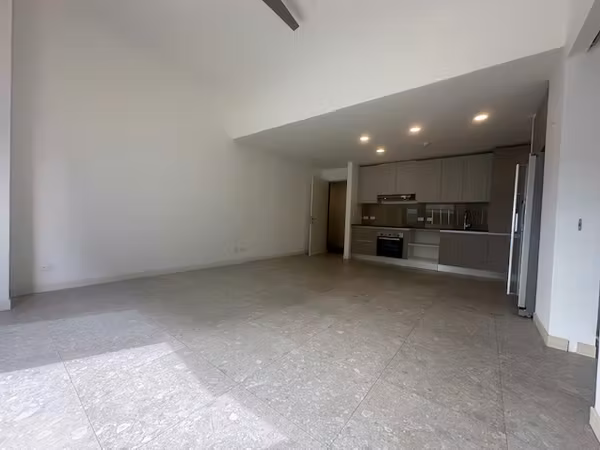 Bello Apartamento en Escazu Village en Alquiler