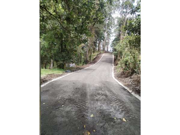 Terreno Grande cerca del Zurqui