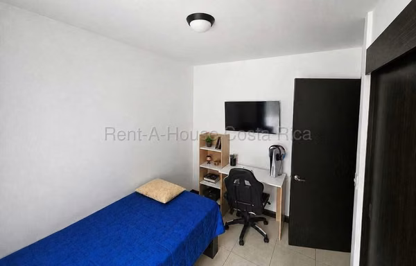 Venta de Casa en Condominio Hacienda Colón. 26-2134 LCV
