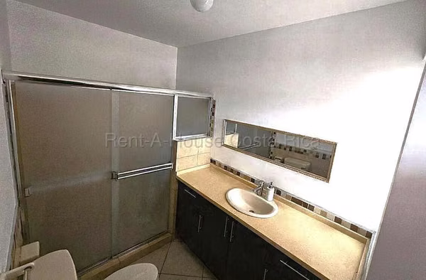 Venta de Casa en Condominio Hacienda Colón. 26-2134 LCV