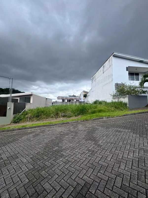 id # 43561 Lot for sale, Lomas de Ayarco, Curridabat.