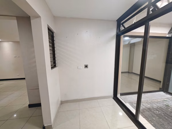 CASA DE 3 HABITACIONES EN CONDOMINIO EN HATILLO