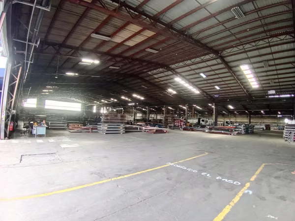 BODEGA EN HEREDIA EN ALQUILER APTO PARA CENTRO DE DISTRIBUCION
