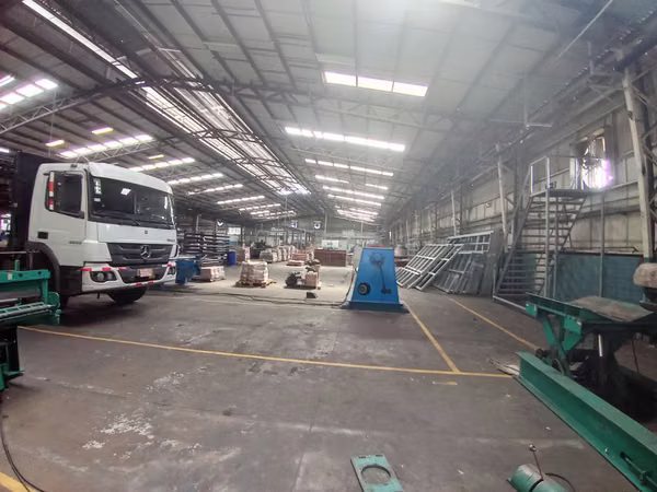 BODEGA EN HEREDIA EN ALQUILER APTO PARA CENTRO DE DISTRIBUCION