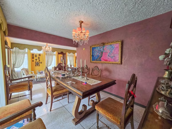 Casa Esquinera en Rohrmoser Nunciatura Ideal para Remodelar o Desarrollo de Apartamentos