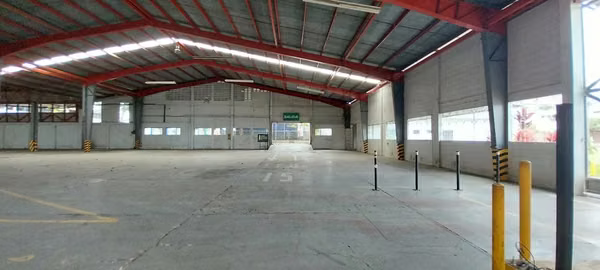 BODEGA CON OFICINAS EN SAN PEDRO, SAN JOSÉ