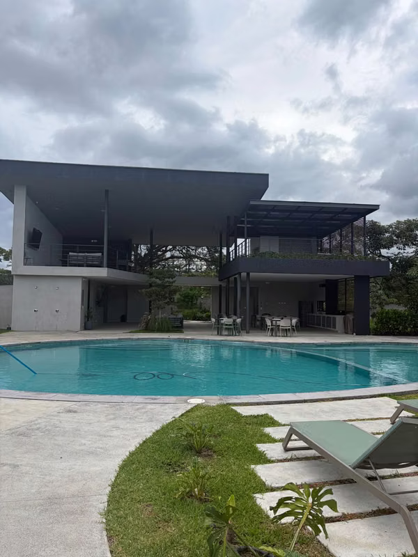 Lote en Latitud Lindora ¡TODO LISTO!  SOLO FALTA CONSTRUIR