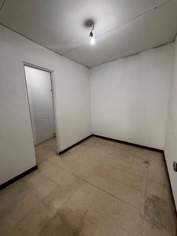 CASA CON APARTAMENTO INDEPENDIENTE – ALTO POTENCIAL DE RENTA PROPIEDA