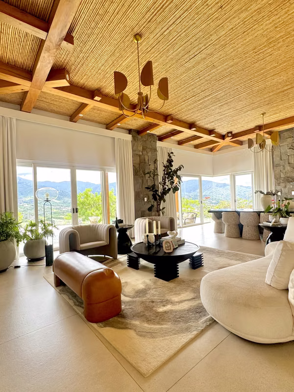 CASA EN VENTA EN ECO RESIDENCIAL VILLA REAL, OPORTUNIDAD UNICA
