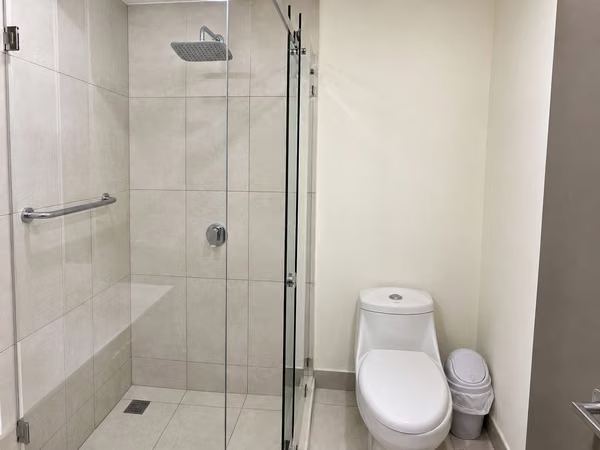 Apartamento FULL AMOBLADO • Piso 7 • Esquinero/ VIVE TIBAS