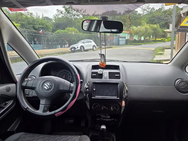 Suzuki sx4 can see without commitment little use model 2007