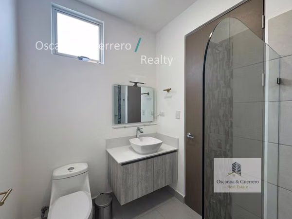 ALQUILER Casa de 3 Dormitorios en Condominio Blue, Los Arcos, Heredia