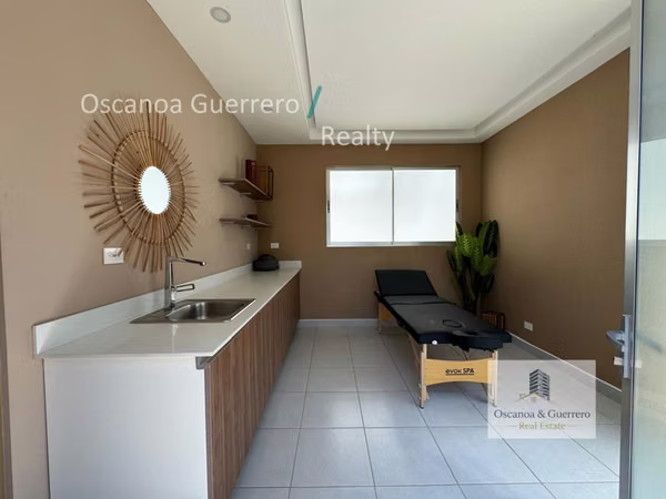 ALQUILER Casa de 3 Dormitorios en Condominio Blue, Los Arcos, Heredia