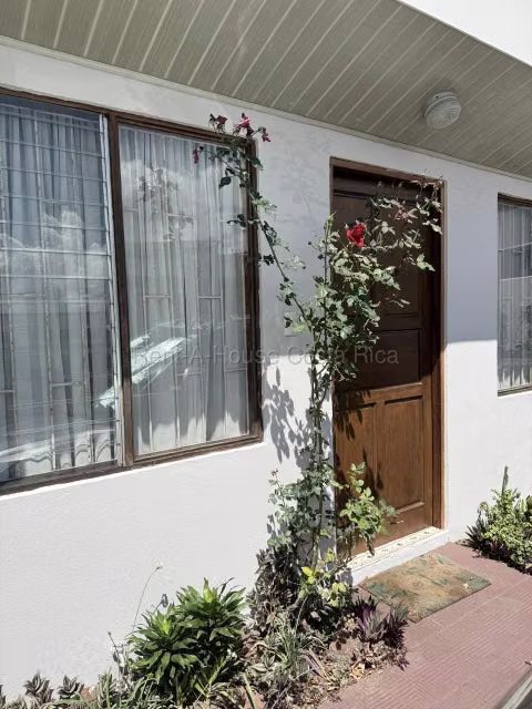 Sale of Apartment in Montes de Oca-San Pedro. 27-89