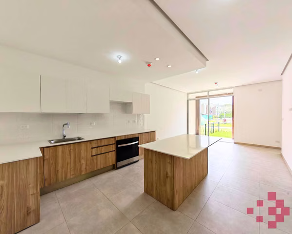 Apartamento en alquiler en Condominio Vistas de la Colina, Santa Ana Centro