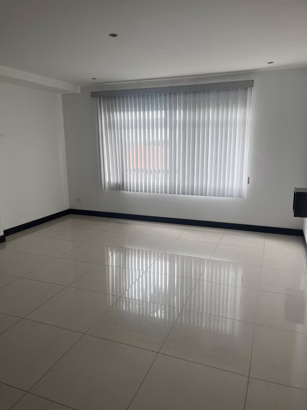 Apartamento muy bien ubicado en Montes de Oca