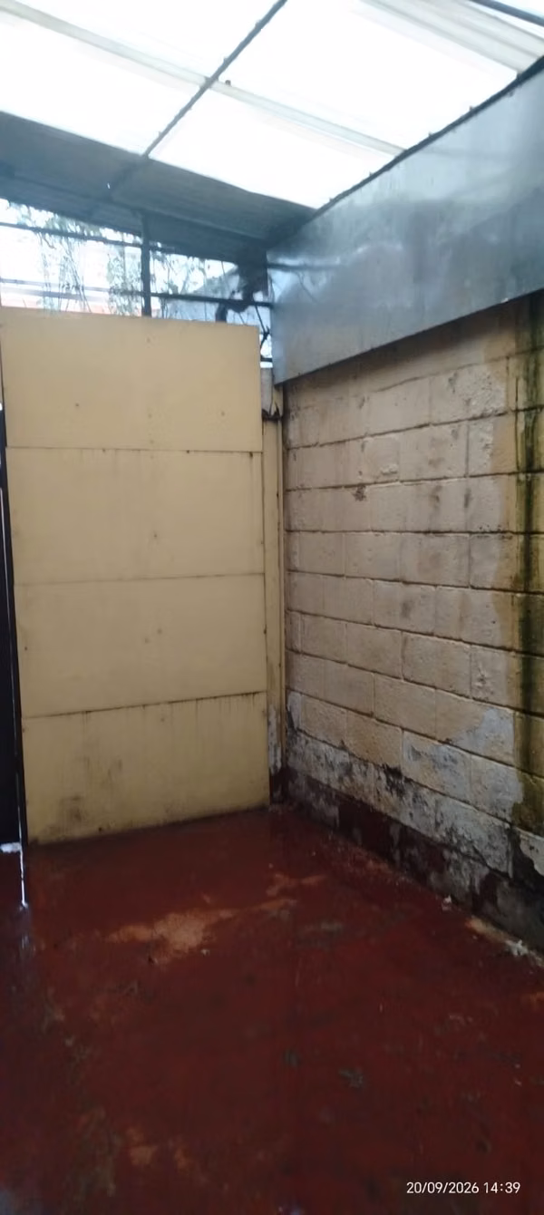 CASA EN ROHRMOSER – EXCELENTE UBICACIÓN | OPORTUNIDAD PARA REMODELAR
