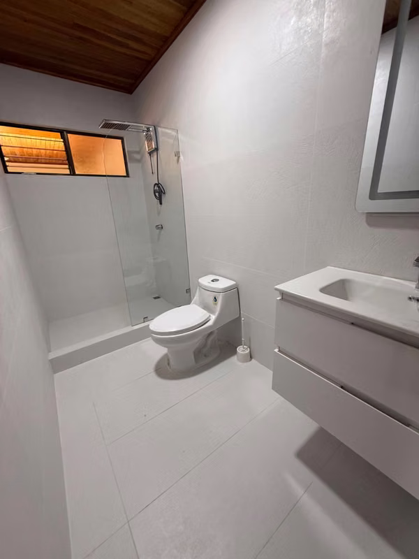 Fully Renovated & Furnished House for Rent – Move-In Ready