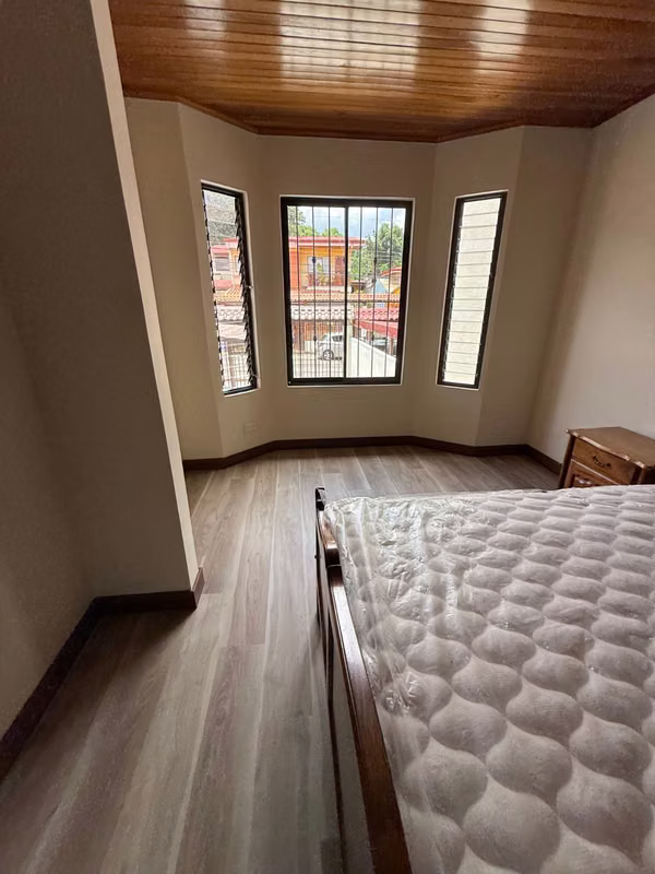 Fully Renovated & Furnished House for Rent – Move-In Ready