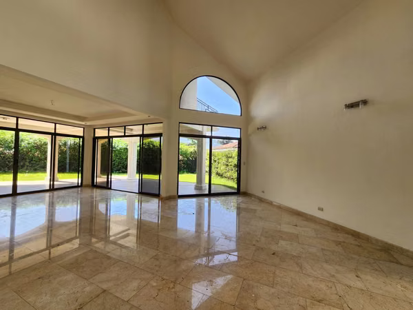 Rental House in Calles del Eol