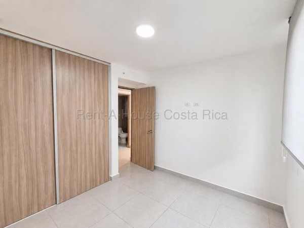 Venta Apartamento moderno y seguro en San Pablo, Heredia