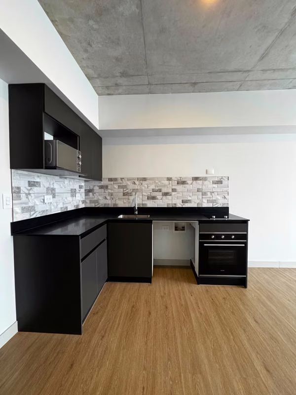Apartamento en alquiler en Rohrmoser, Sabana Oeste ID 27582 DL