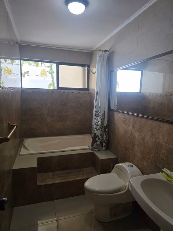 Casa en venta de una planta en Rohrmoser ID 27581