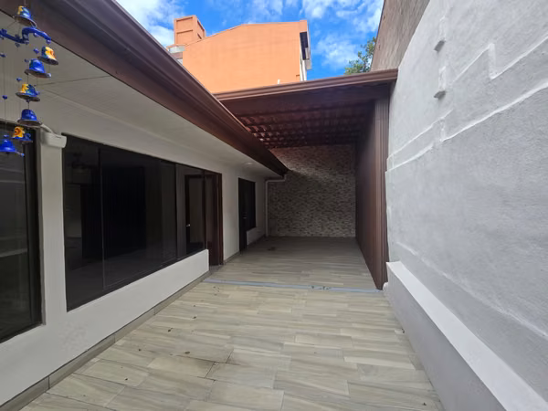 Casa en venta de una planta en Rohrmoser ID 27581