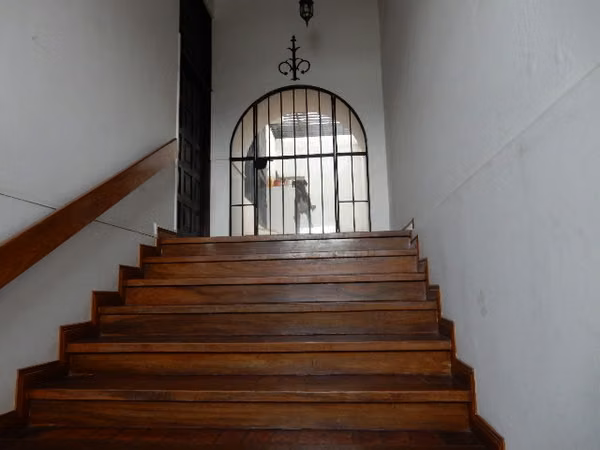 Gran propiedad para remodelar en Alto de las Palomas, Escazú | 1,239 m² de terreno