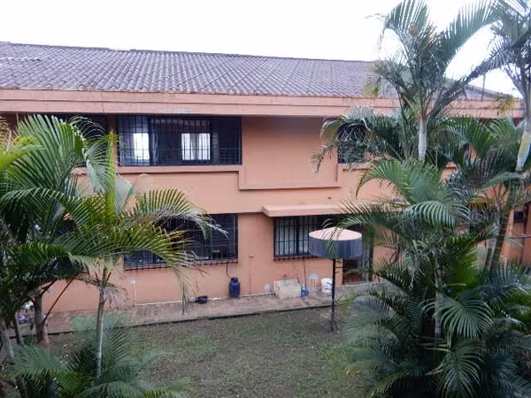 Gran propiedad para remodelar en Alto de las Palomas, Escazú | 1,239 m² de terreno