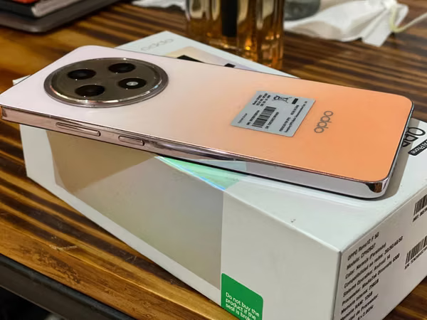 OPPO Reno12 F 5G