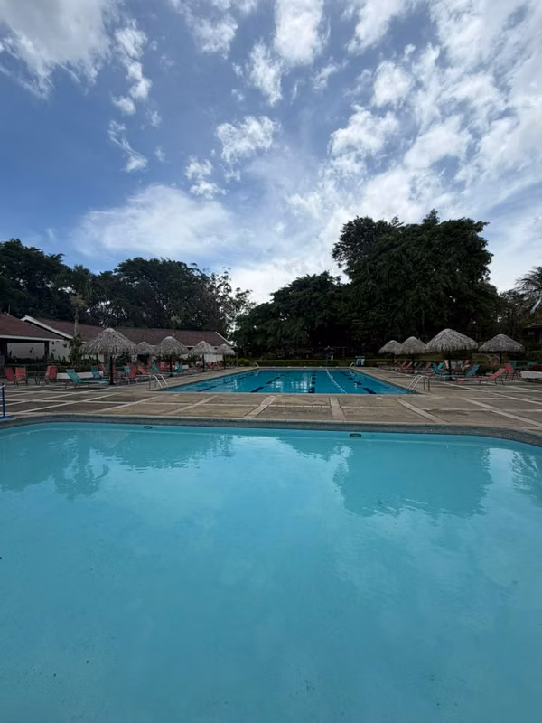 VENTA DE LOTE EN HACIENDA LOS REYES EN LA GUACIMA DE ALAJUELA