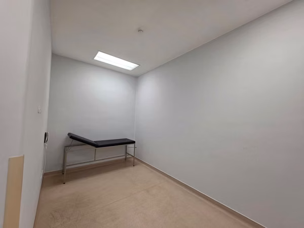 CONSULTORIOS MÉDICOS EN ALQUILER EN HEREDIA – CERCA DEL HOSPITAL SAN VICENTE DE PAÚL – SERVICIOS INCLUIDOS