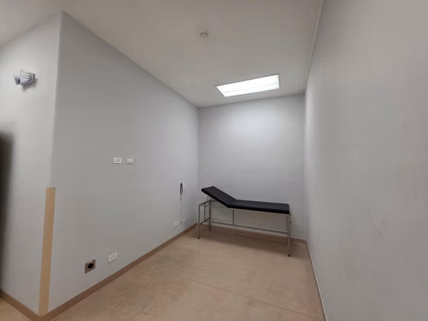 CONSULTORIOS MÉDICOS EN ALQUILER EN HEREDIA – CERCA DEL HOSPITAL SAN VICENTE DE PAÚL – SERVICIOS INCLUIDOS