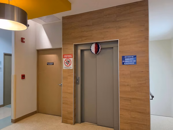 CONSULTORIOS MÉDICOS EN ALQUILER EN HEREDIA – CERCA DEL HOSPITAL SAN VICENTE DE PAÚL – SERVICIOS INCLUIDOS