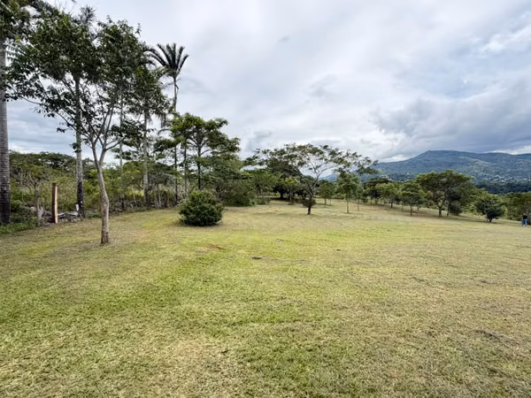 VENTA DE LOTE EN LA GUACIMA DE ALAJUELA