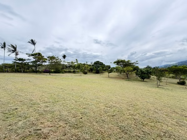 VENTA DE LOTE EN LA GUACIMA DE ALAJUELA 