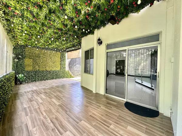 Alquiler Casa de moderna, Condominio Bosques del Sol, Orotina, Alajuela (FAU)