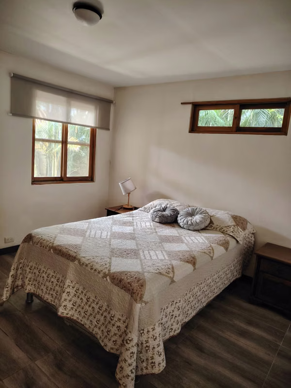 CASA DE ALQUILER 430.000 PARA UNA SOLA PERSONA.