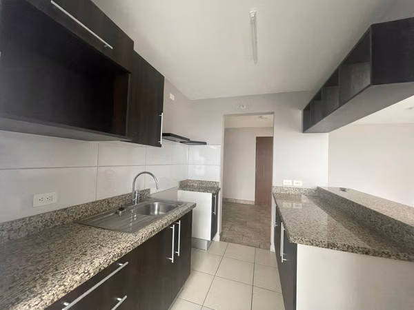 Apartamento de 2 habitaciones - Condominio Bellavista - Ulloa, Heredia - ¡Oportunidad de inversión!