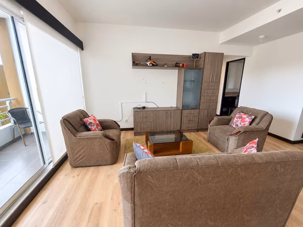 Apartamento amueblado en Sabana Rohrmoser