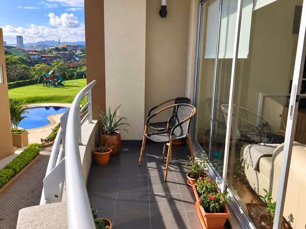 Apartamento amueblado en Sabana Rohrmoser